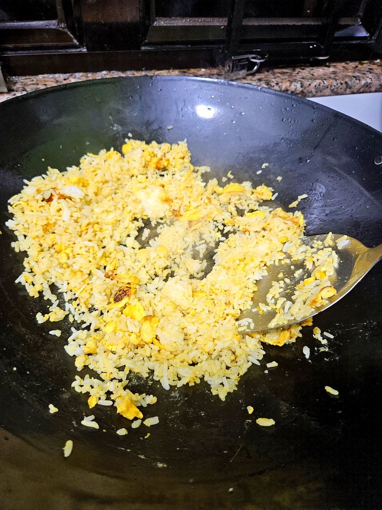 Frying the rice