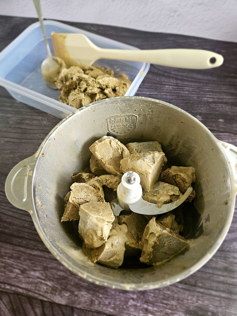 Food processor step 3