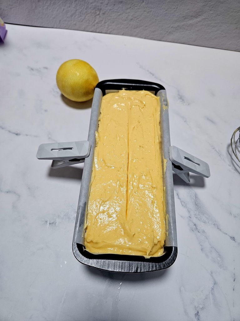 Adding and mixing the eggs
