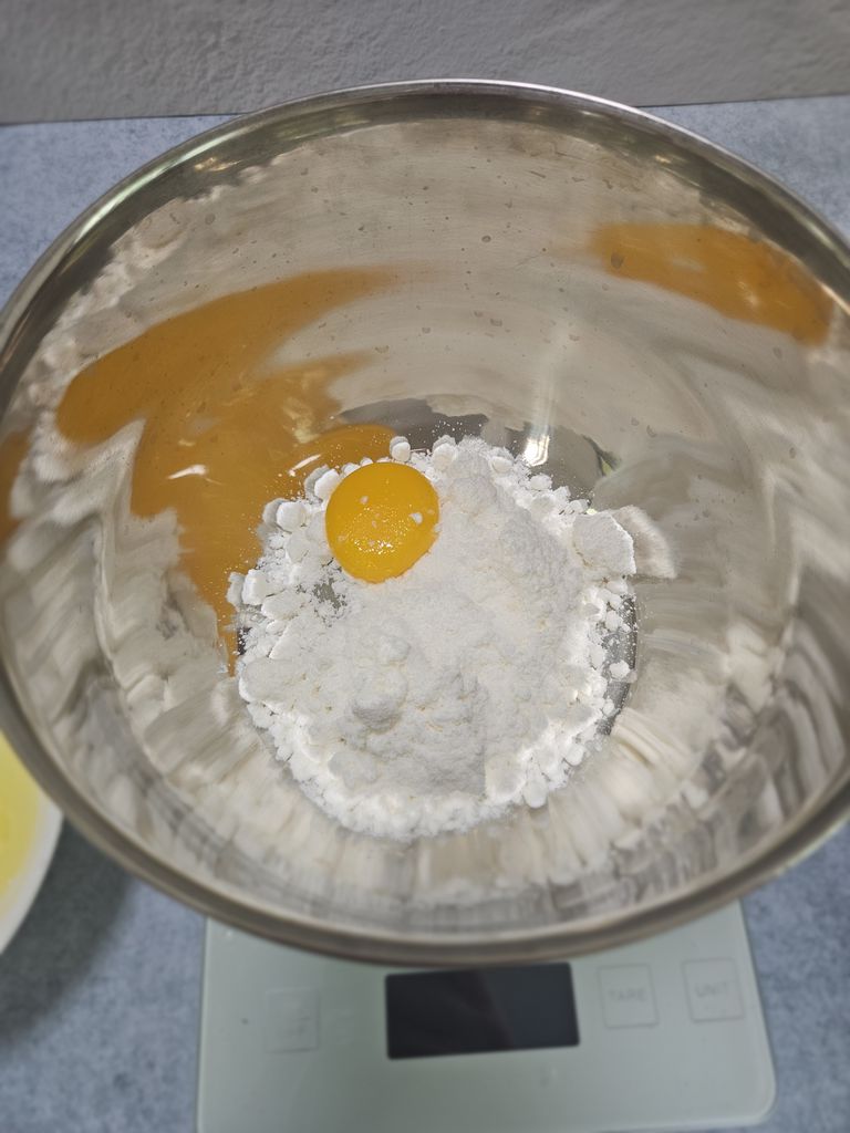 Yolk and sugar