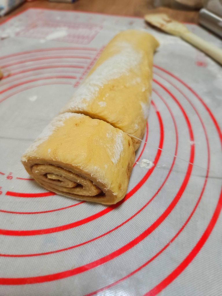 Rolling and slicing