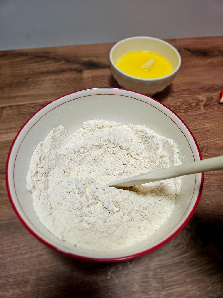 Dry ingredients combined